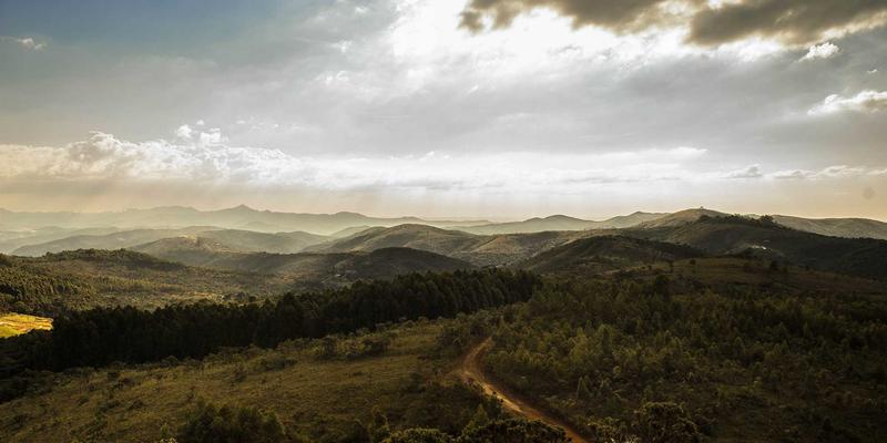 5G时代边缘革命：MEC与核心网融合架构深度解析与超低延迟部署实战指南