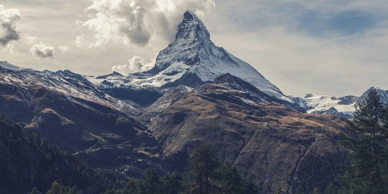 智能守护网络:AI驱动的流量分析与异常检测实战指南